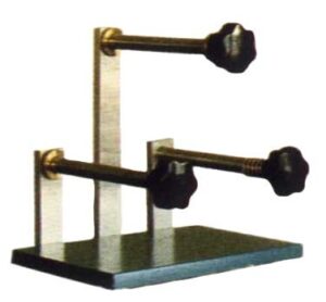 Support for three reels